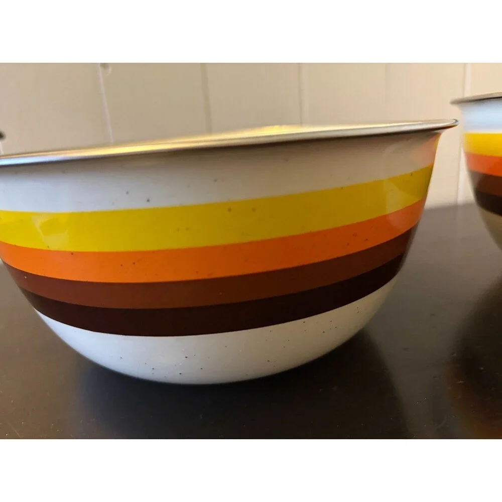 Vintage Enamel Mixing Bowls Set of 2 Striped Yellow Orange Brown 8